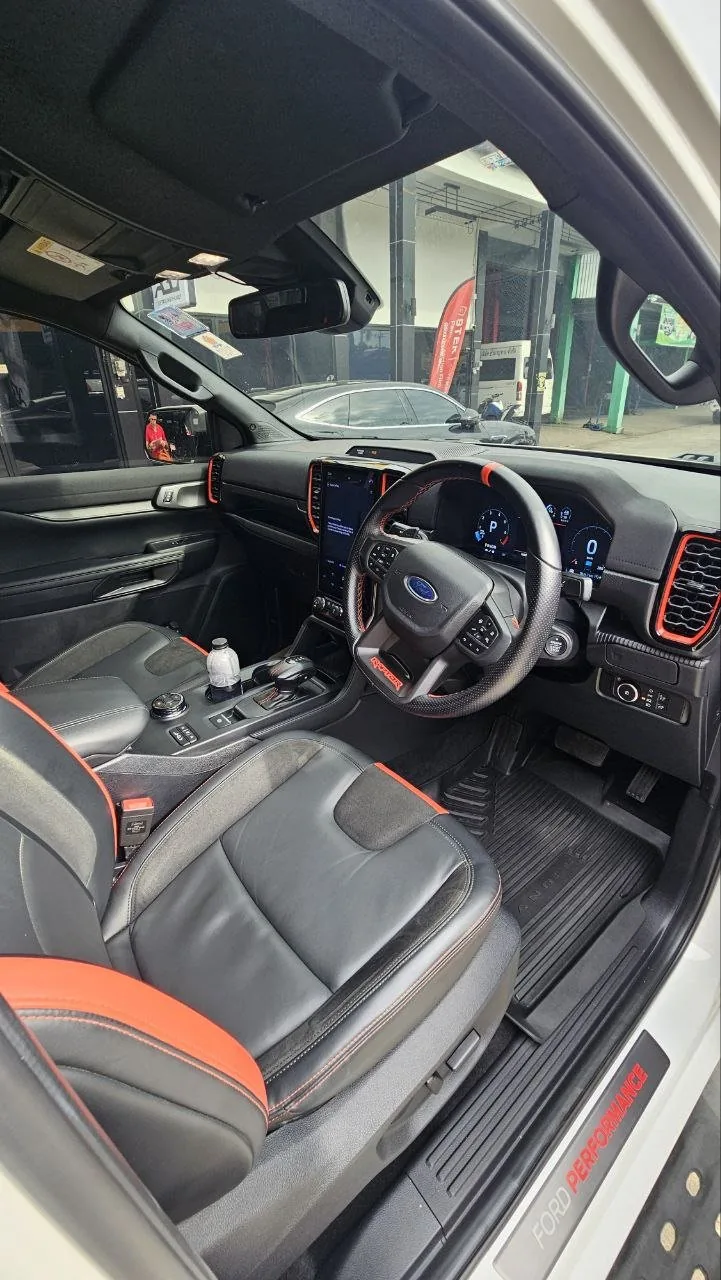 Ford Raptor 2023 — Photo 2