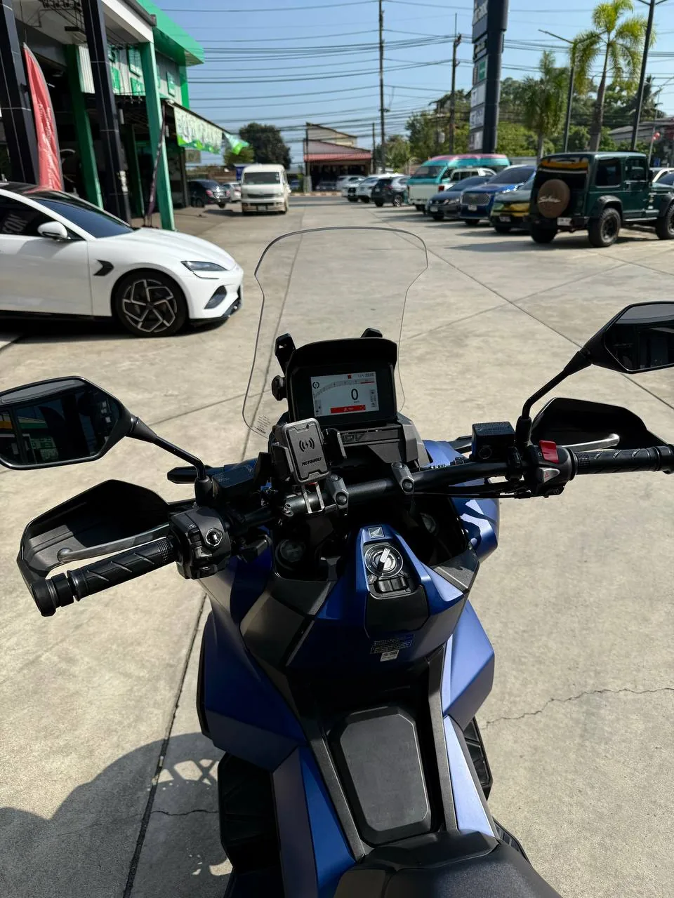 Honda ADV 350 2025 — Photo 6