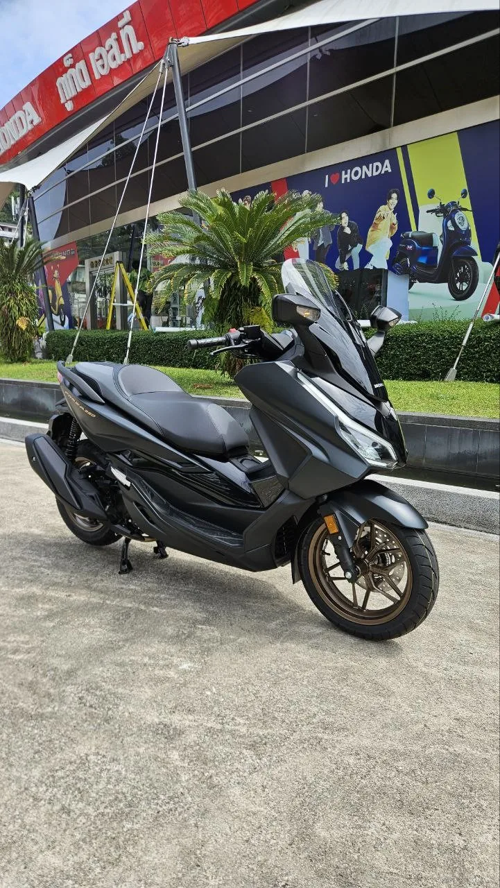 Honda Forza 350 2024