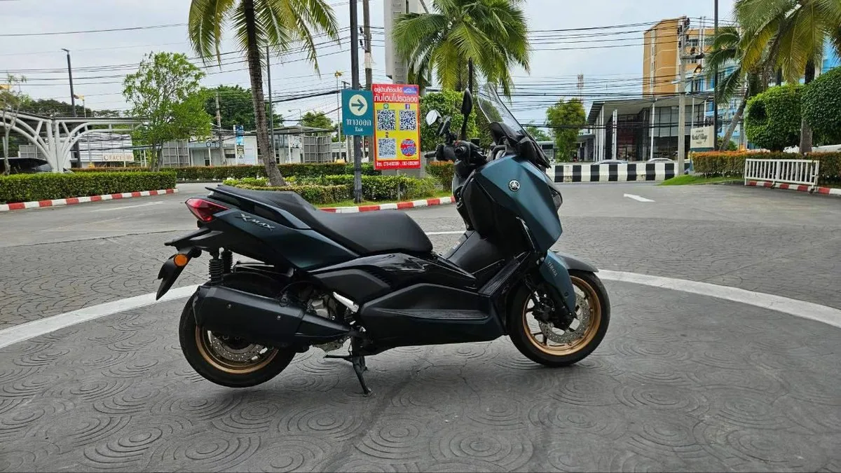 Yamaha XMAX 300 2023 — Photo 2