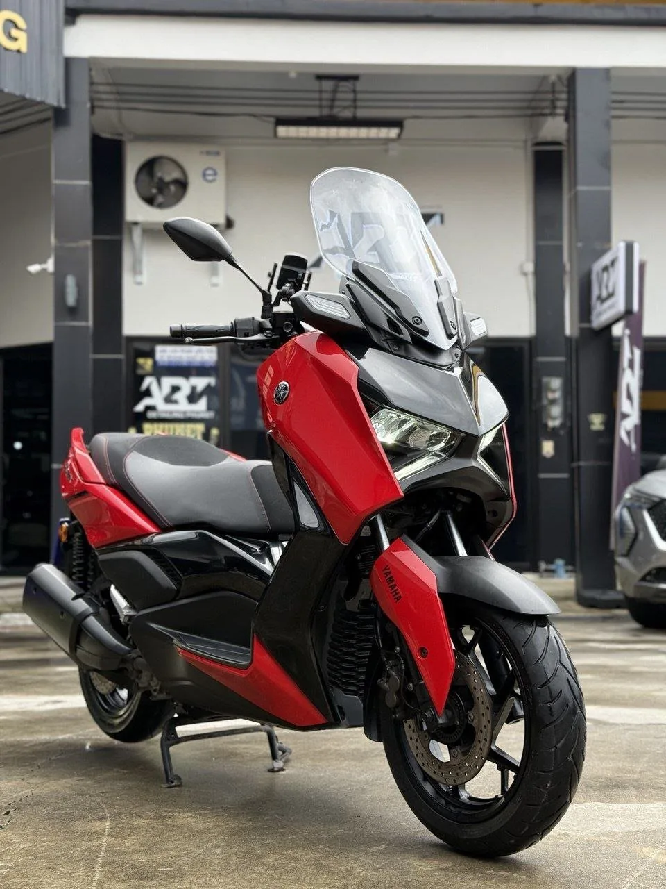 Yamaha XMAX 300 2025
